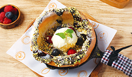 Dapatkan 1 Pancake Varian Sweet image