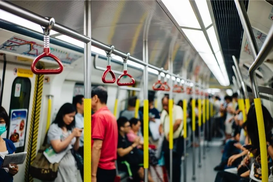 20260806_praktis-dan-nyaman-naik-mrt-jakarta-dengan-kartu-kredit-bca-banner