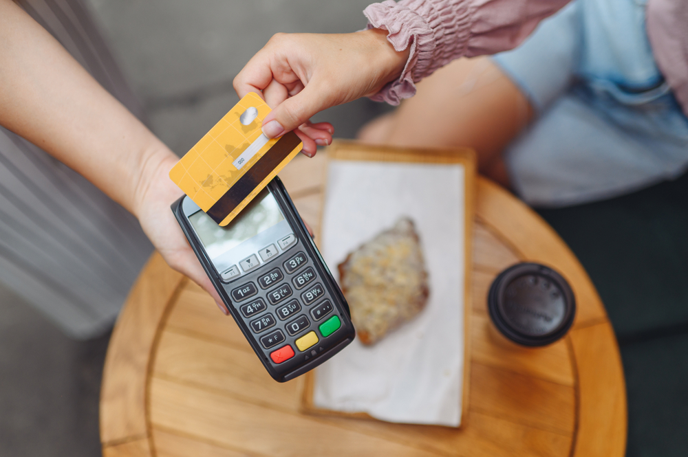 Pentingnya Pembayaran Cashless untuk Bisnis F&B