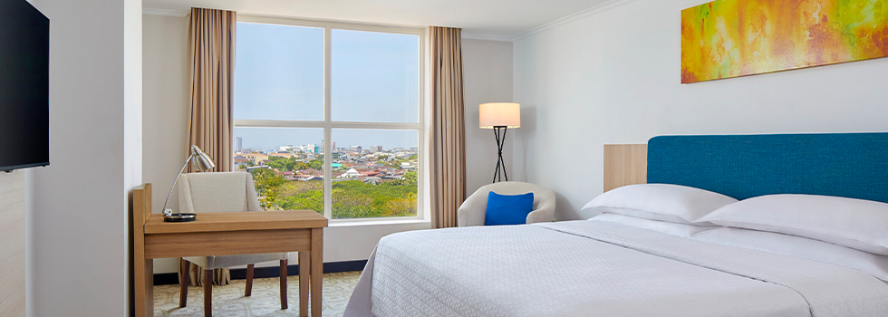 Four Points by Sheraton Makassar - Diskon 10%