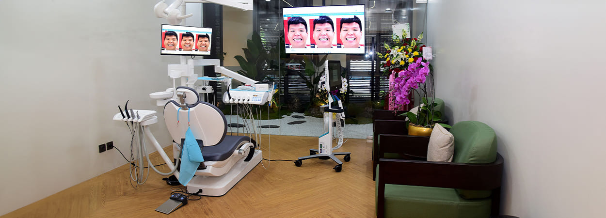 20251128_JnJ-Dental-banner