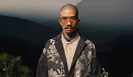 Get a discount of IDR250,000 image