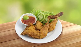 Ayam Goreng Tojoyo 3 - IDR35,000 Instant Cashback with QRIS on myBCA