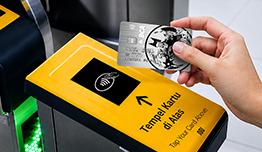Kartu Kredit BCA Visa - Cashback 50% di MRT Jakarta