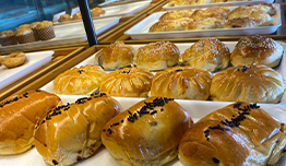 Get 1 Extra Sweet Bread image