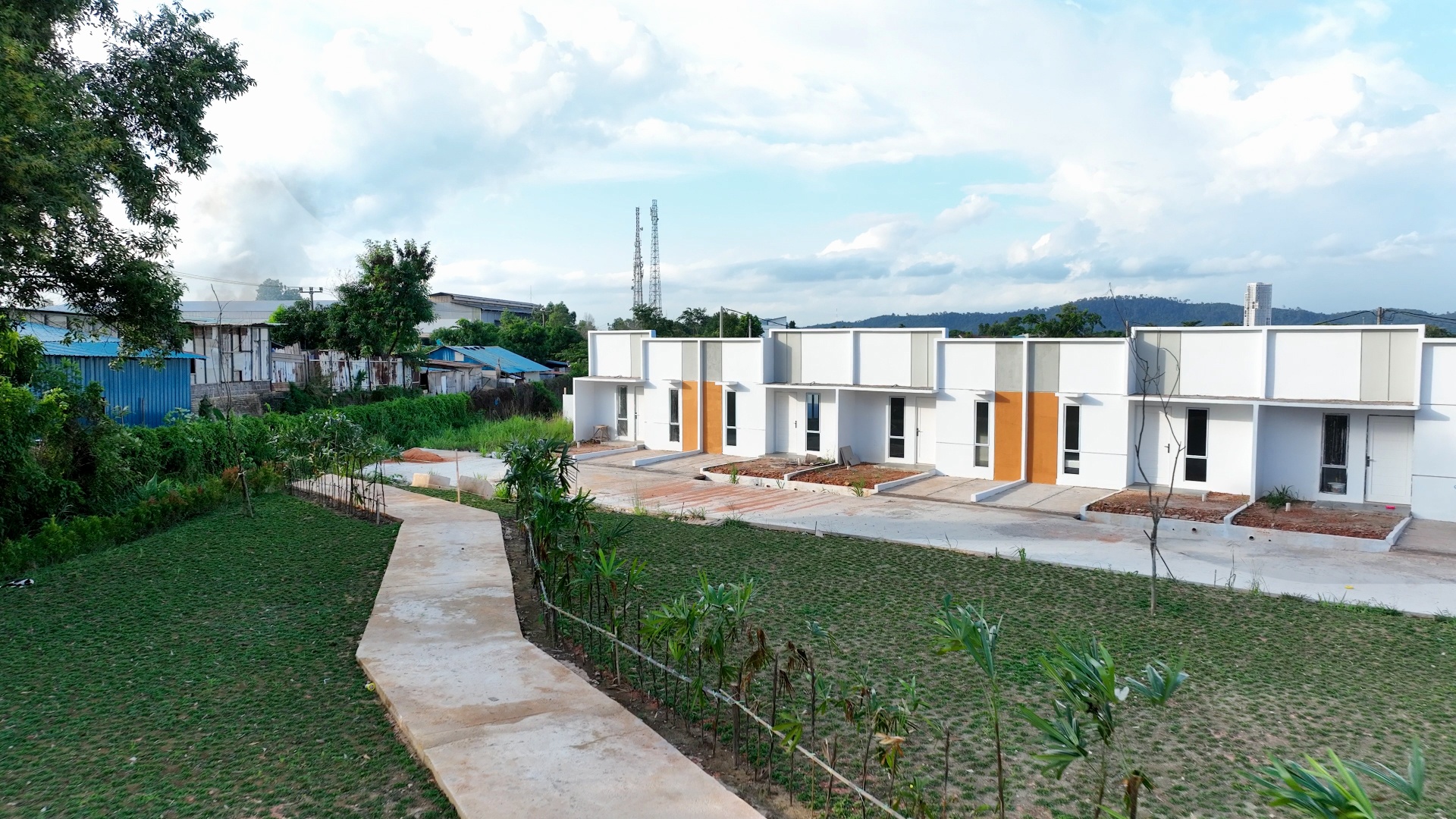 CENTRAL RAYA TANJUNG UNCANG