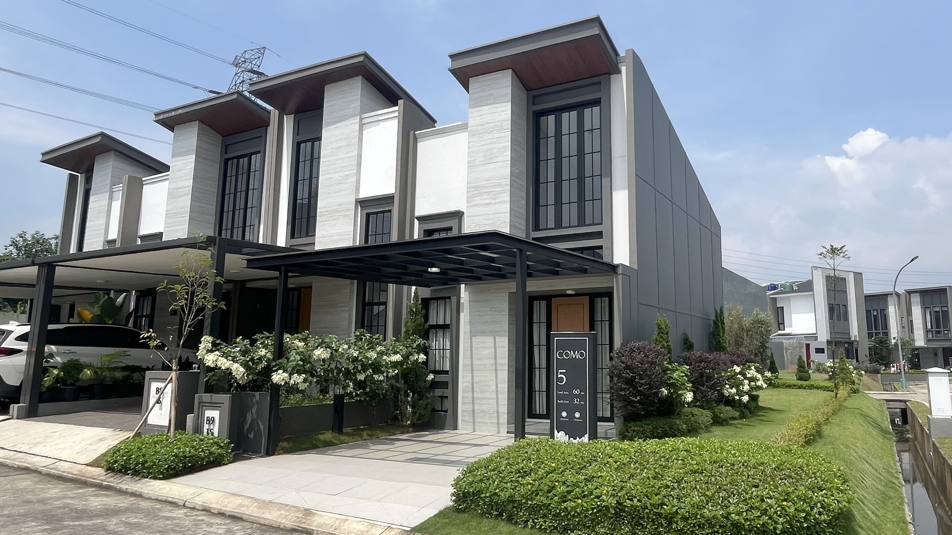 grand bukit dago