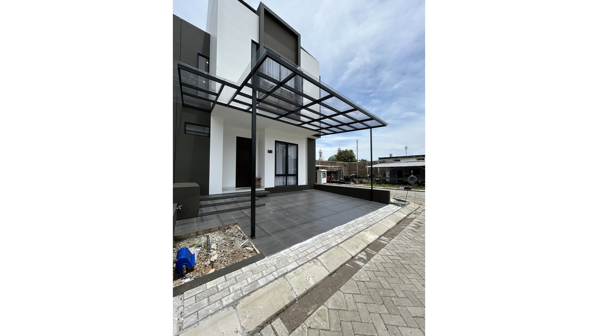 Rajata Residence