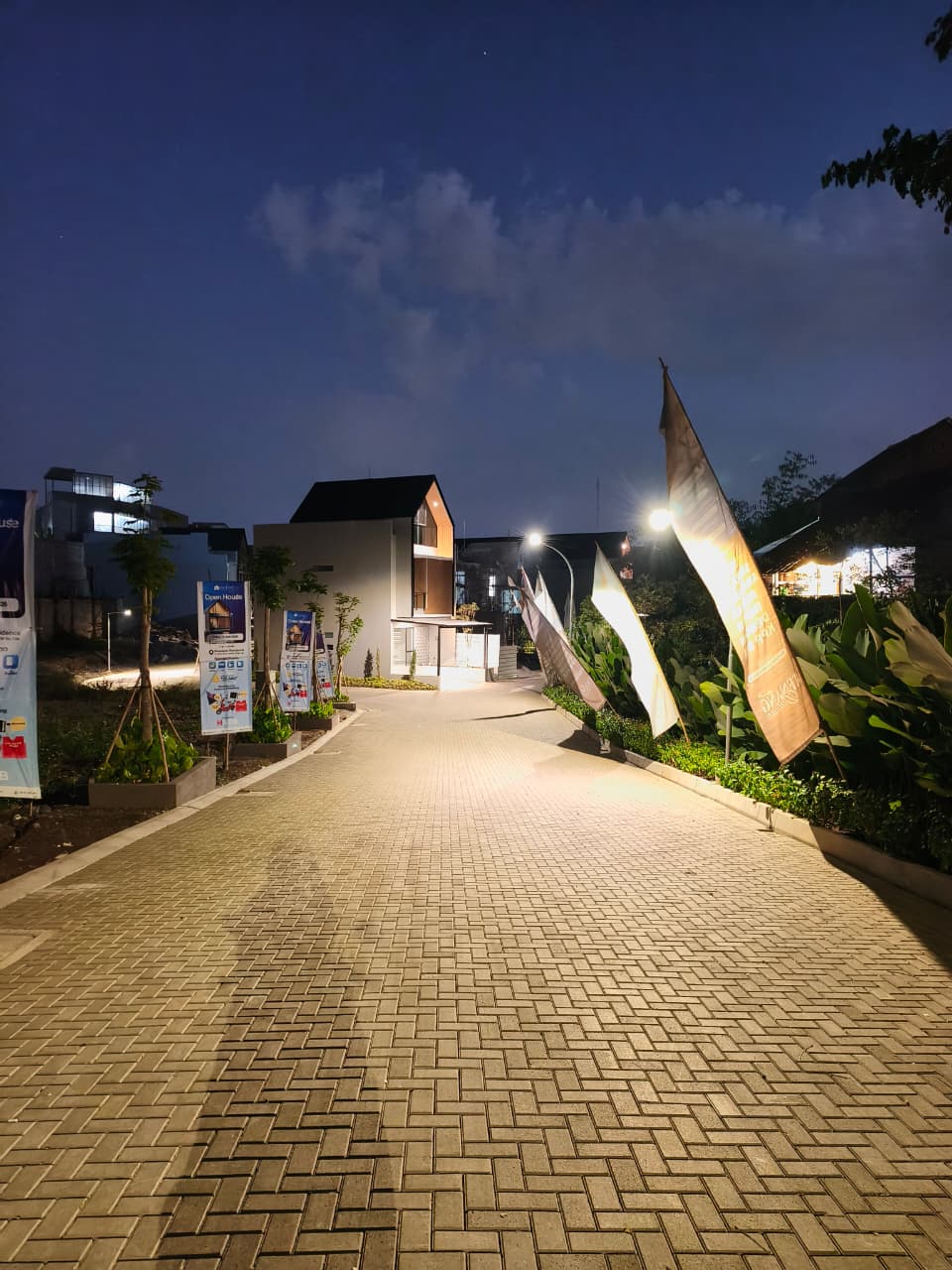 Perumahan Riverside Residence