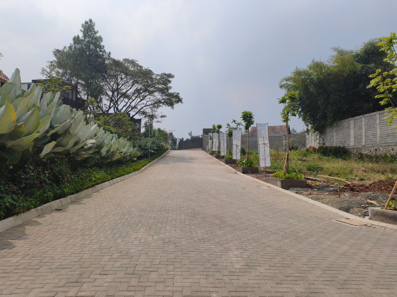 Perumahan Riverside Residence