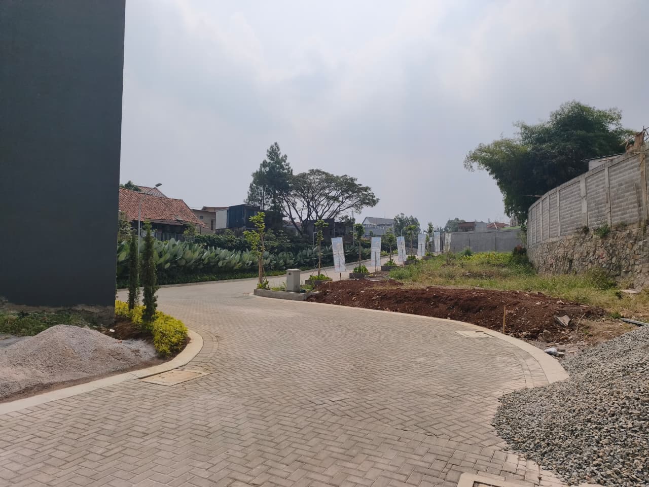 Perumahan Riverside Residence