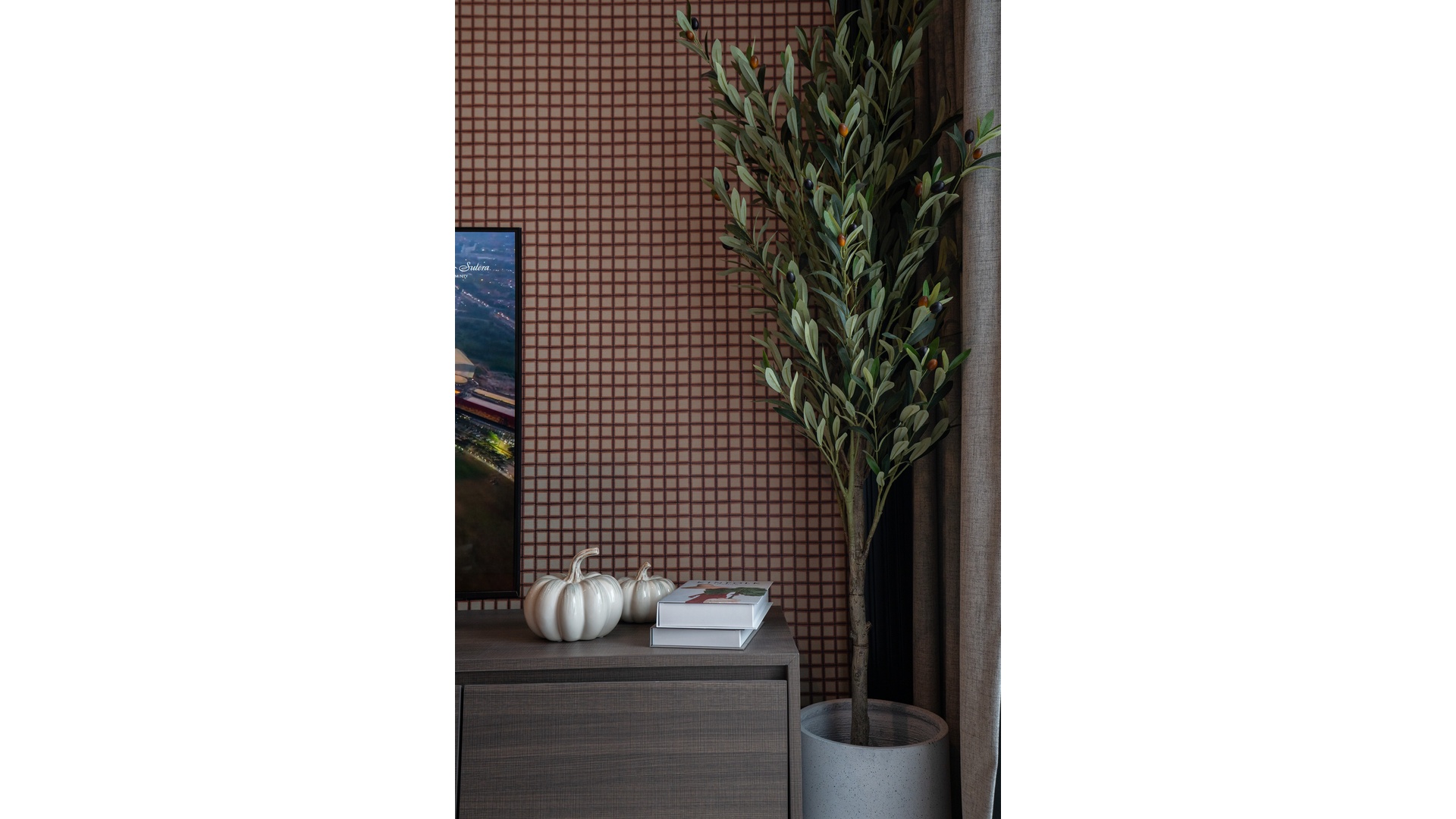 Elevee Condominium