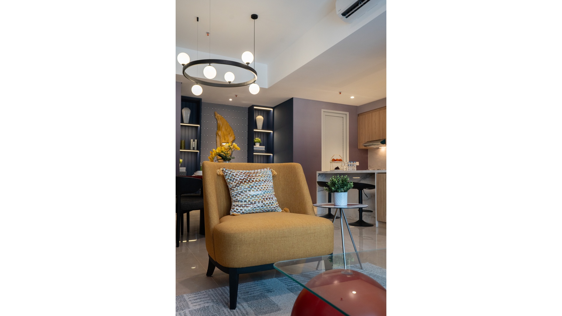 Elevee Condominium