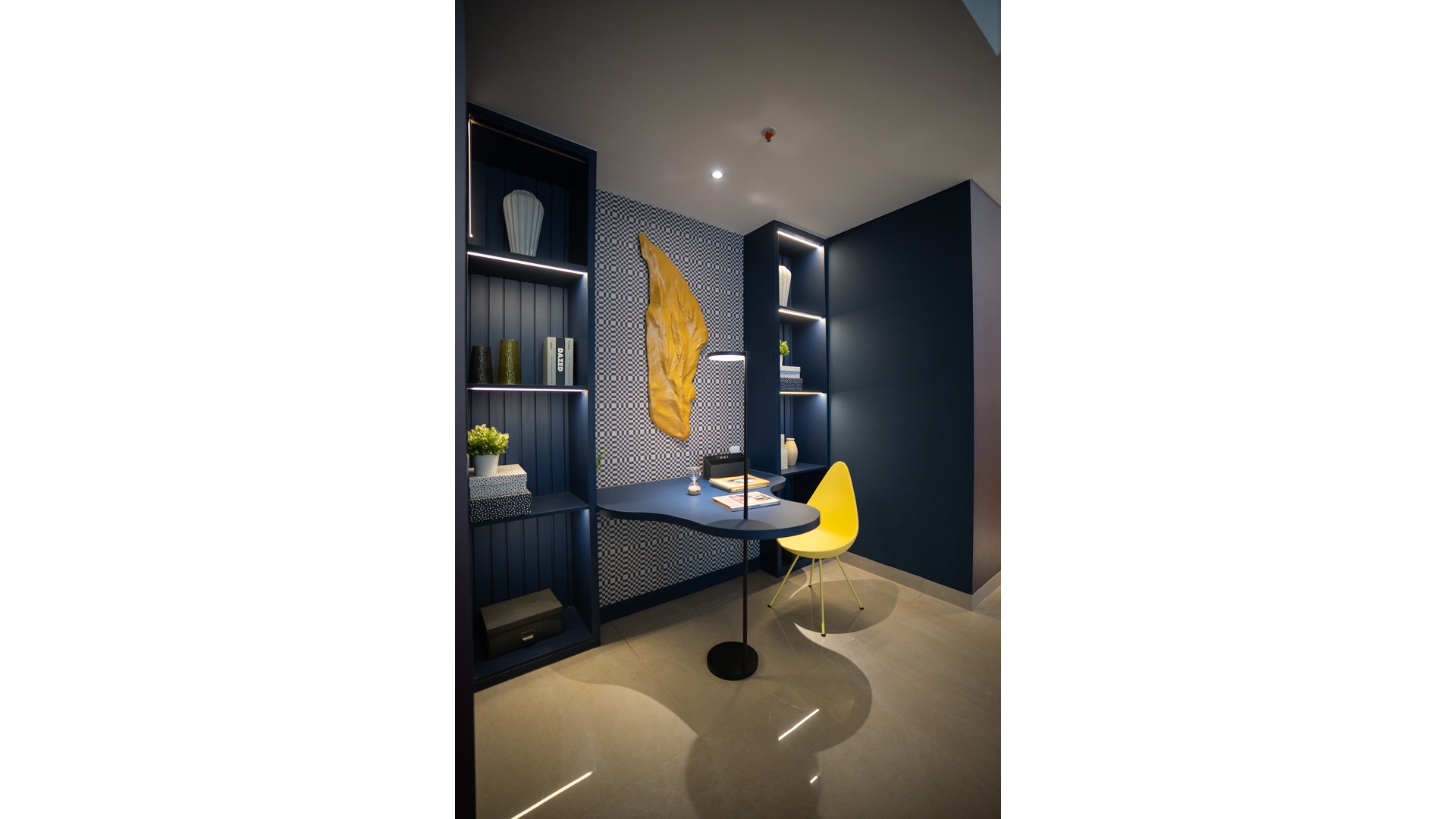 Elevee Condominium