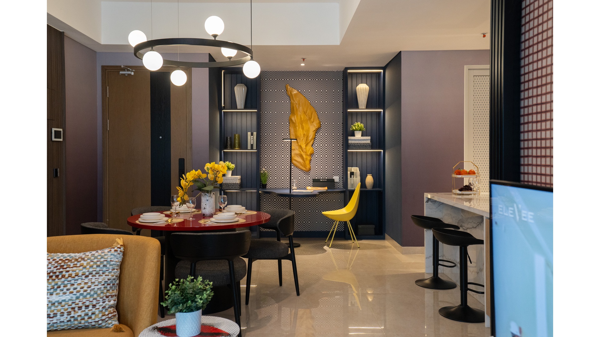 Elevee Condominium