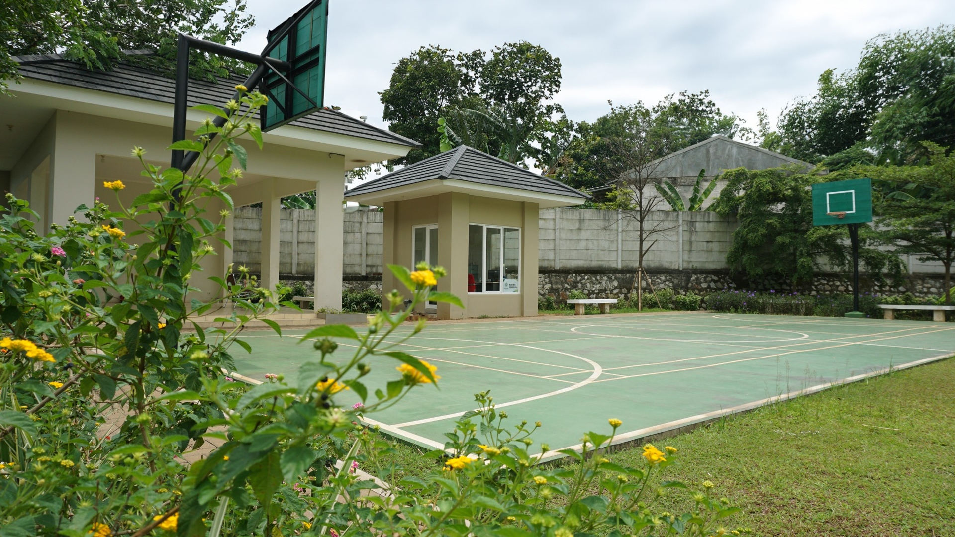 Srimaya Residence