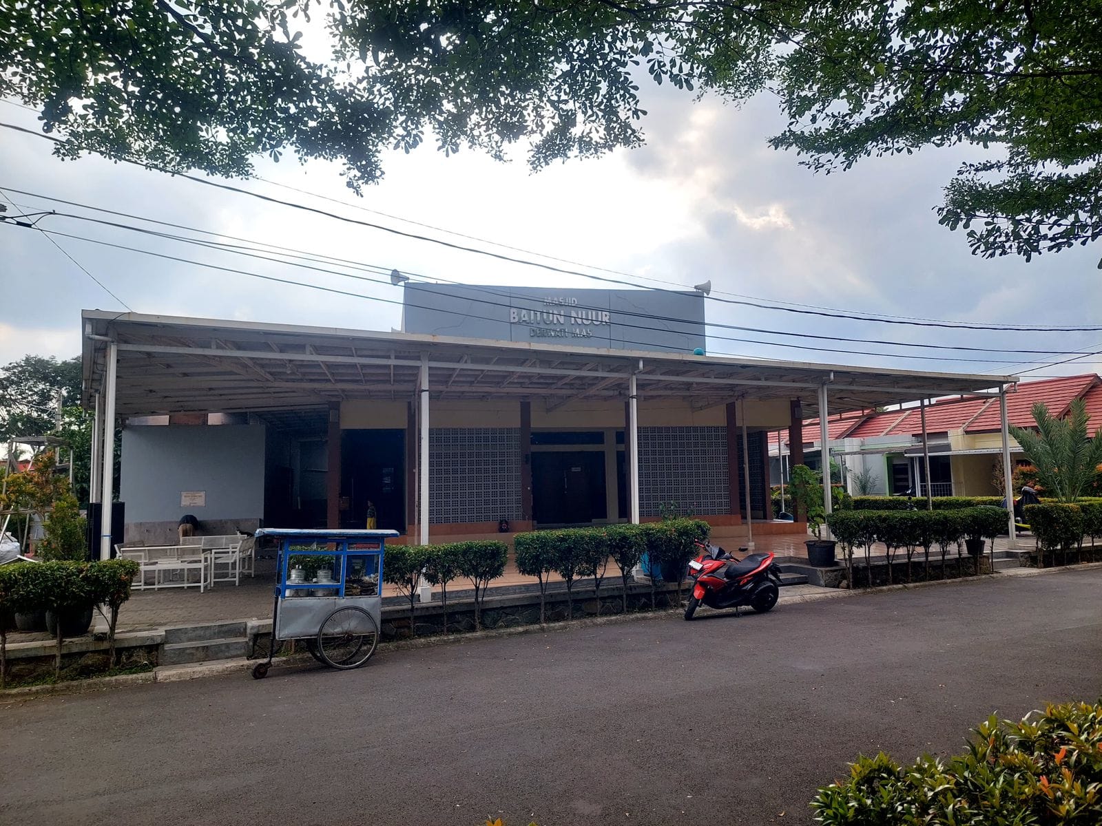 derwati mas estate