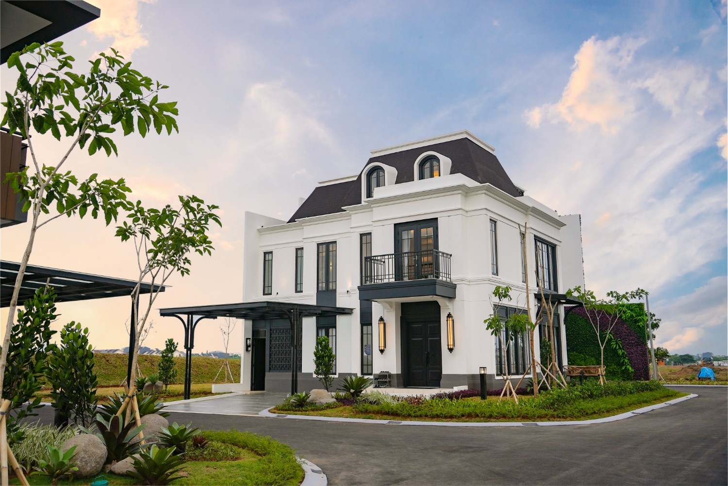summarecon crown gading