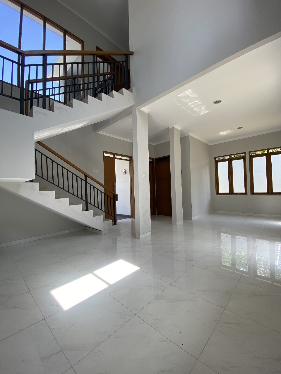 Athena Residence