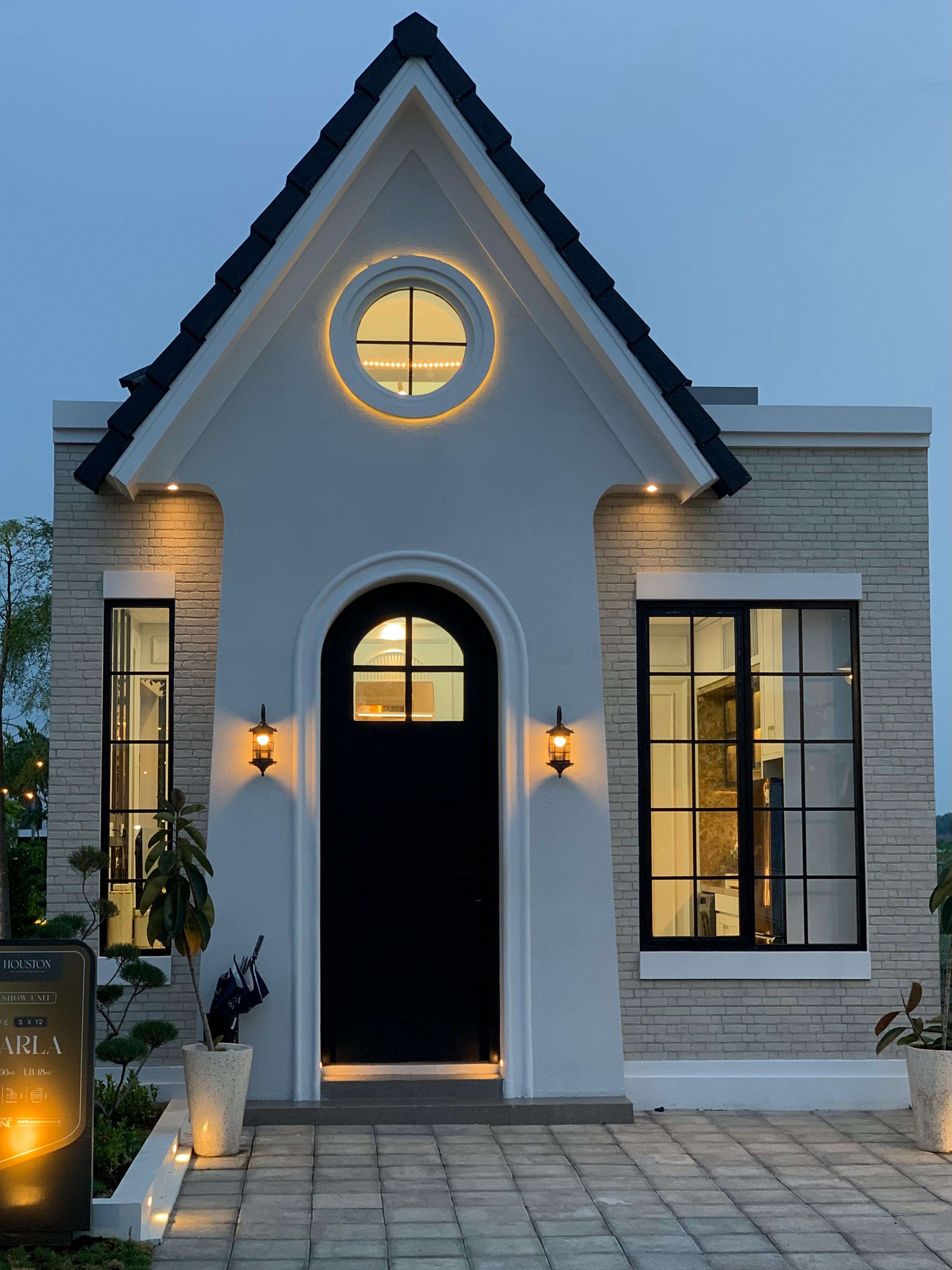 Mansion Nine