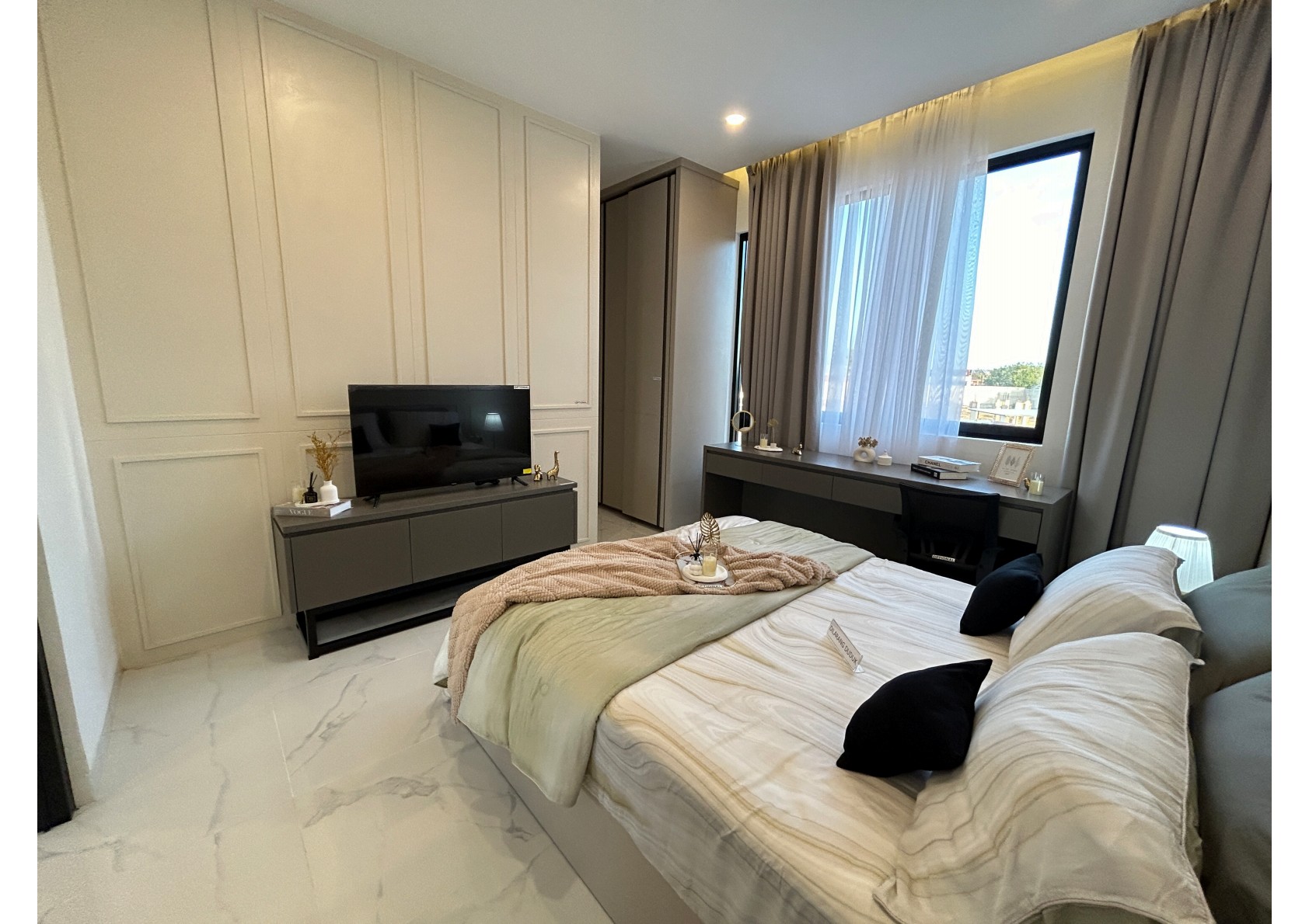 Rajata Residence