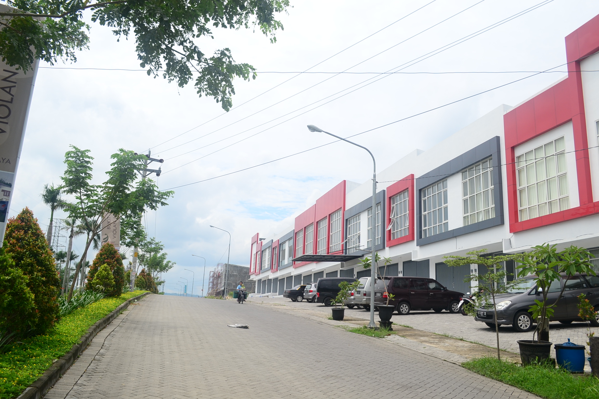 kawasan bukit kencana jaya - cluster emerald garden & ruko bkj