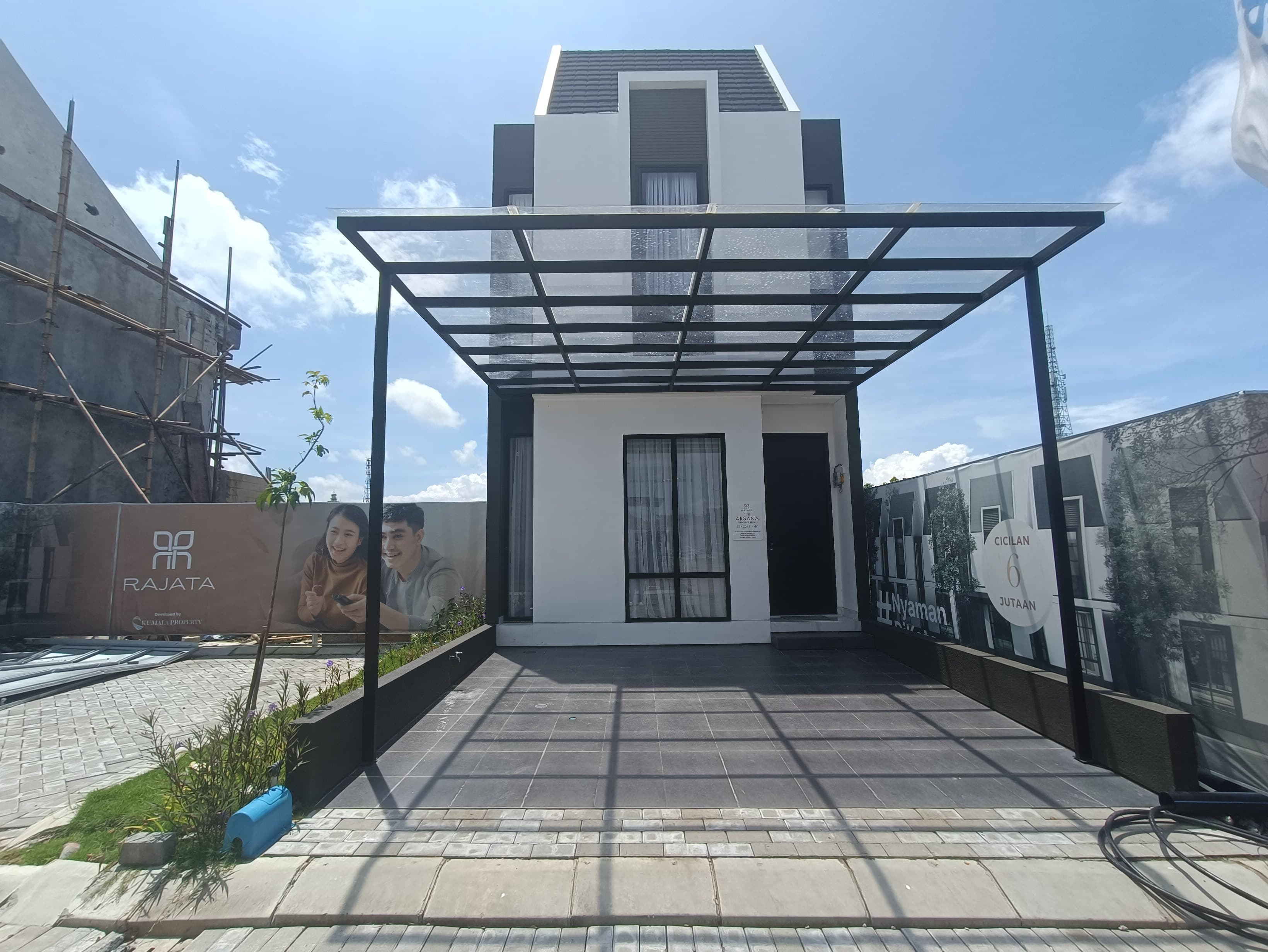 Rajata Residence