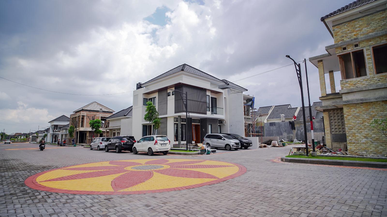 safira mangesti raya