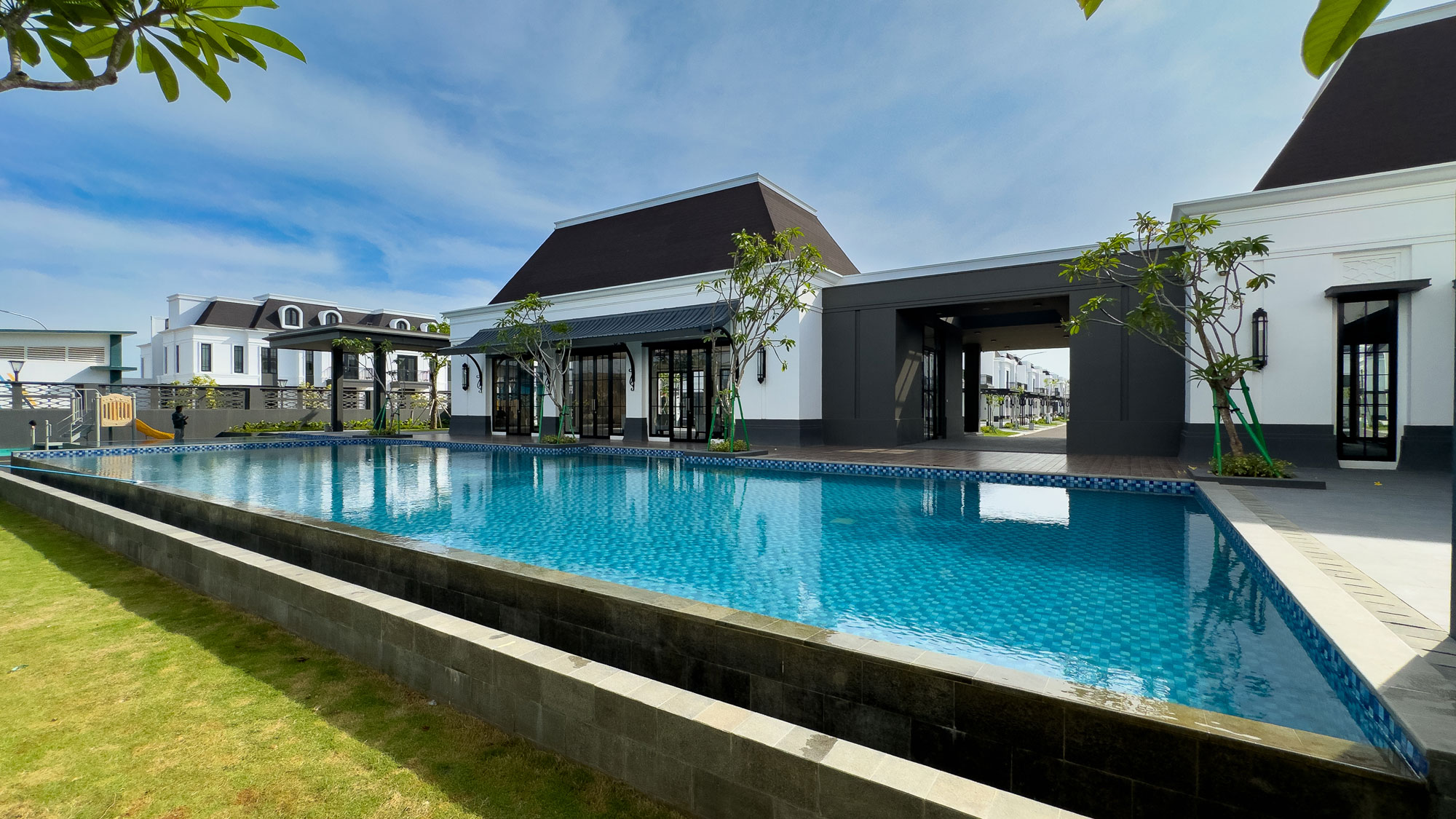 Summarecon Crown Gading