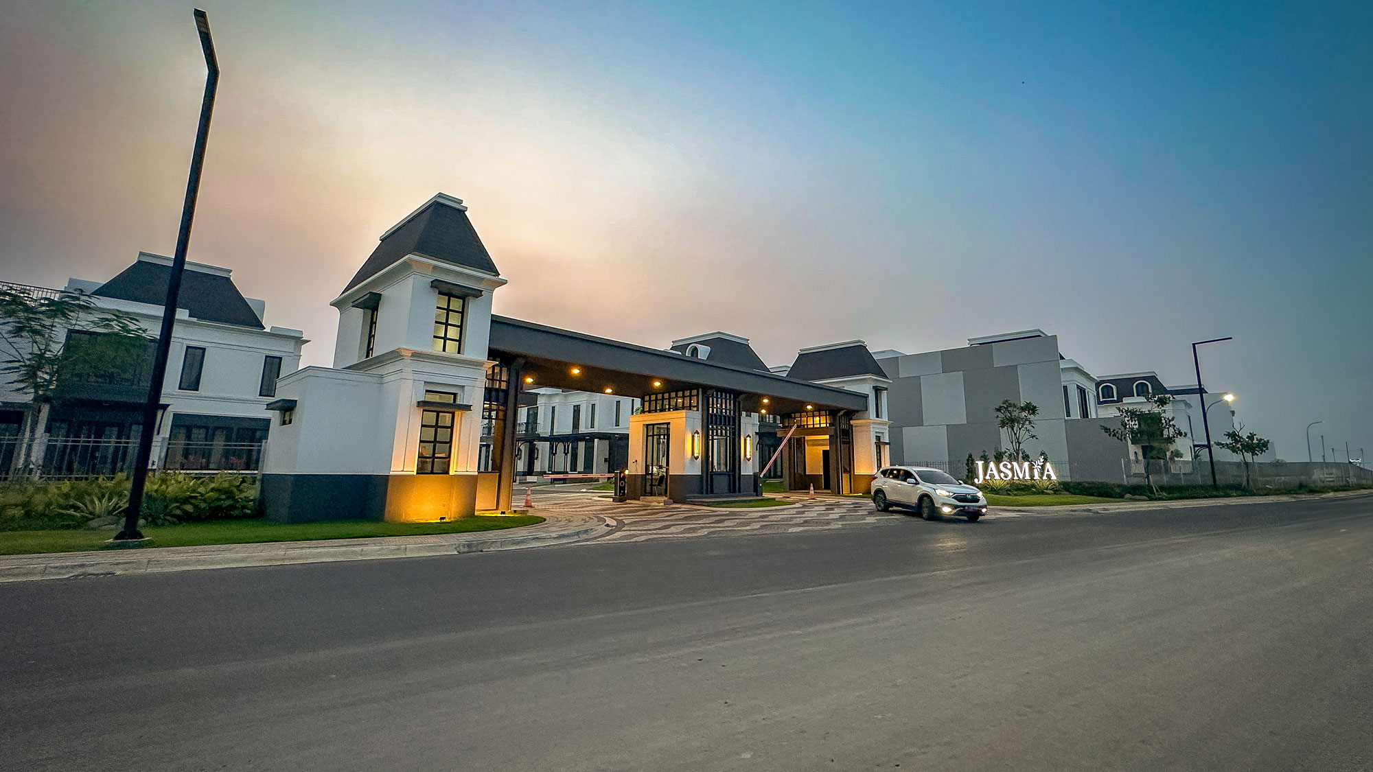 Summarecon Crown Gading