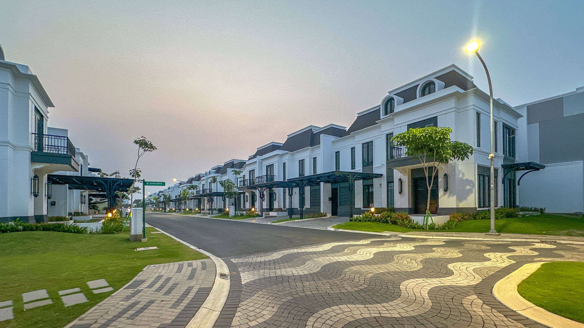 Summarecon Crown Gading