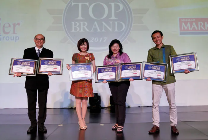 Pertahankan Kualitas Solusi Perbankan, BCA Raih 7 Penghargaan pada Top Brand Award 2017