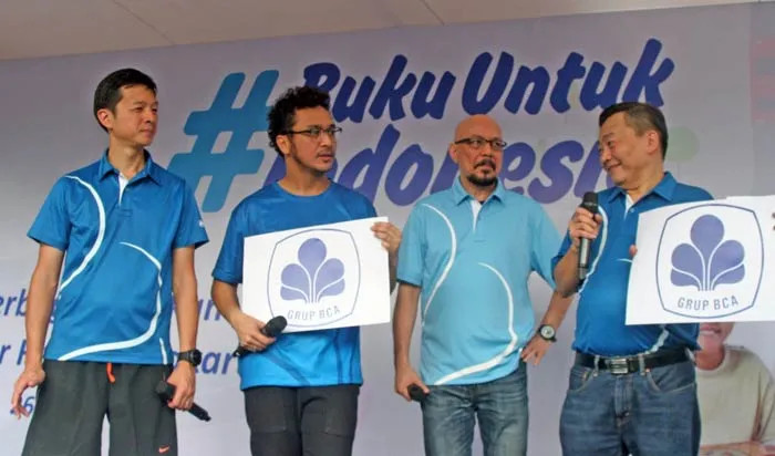 #MenjadiLebihBaik BCA Tebarkan Semangat Berbagi Buku Untuk Indonesia dalam ajang Car Free Day