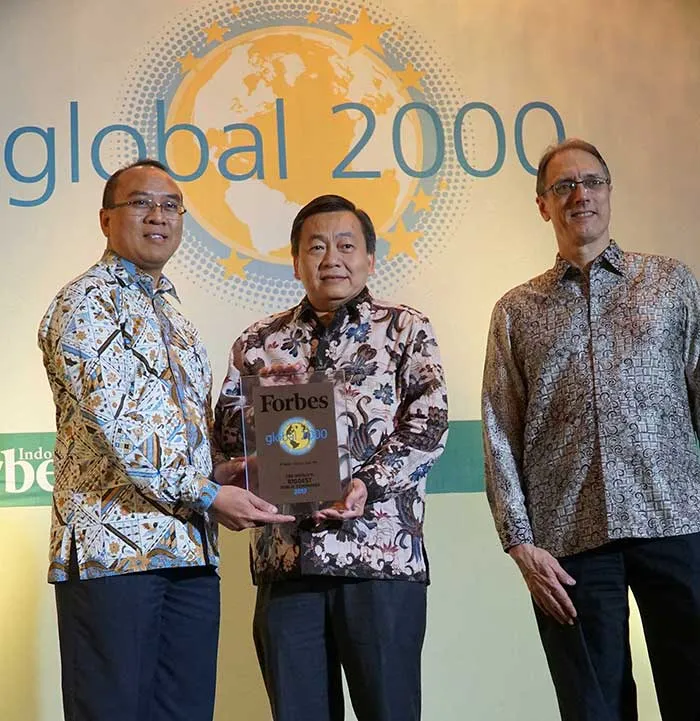 BCA Masuk Jajaran Perusahaan Besar Dunia Forbes Global 2000 Awards 2017