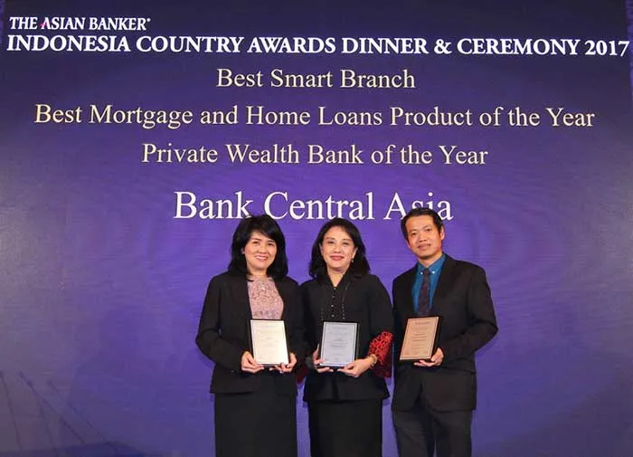 BCA Raih Tiga Penghargaan Sekaligus dalam Ajang The Asian Banker Indonesia Country Awards 2017