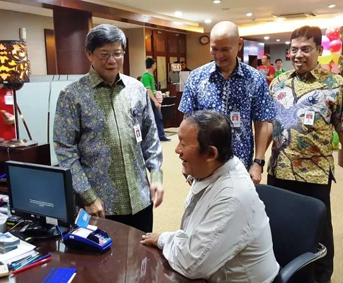 Apresiasi Nasabah Setianya, Jajaran Direksi BCA Layani Nasabah di Hari Pelanggan Nasional