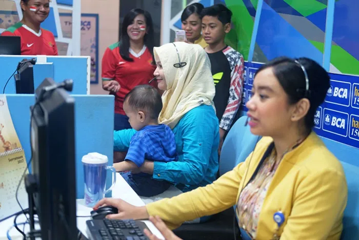 Hari Pelanggan Nasional, BCA Ajak Nasabah Berkunjung ke Kantor Contact Center Halo BCA
