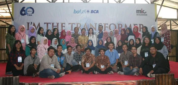HUT Ke-60 BCA #MenjadiLebihBaik: BCA Adakan Pelatihan Kepemimpinan bagi Mahasiswa Berprestasi dari Universitas Airlangga dan Institut Teknologi Sepuluh Nopember