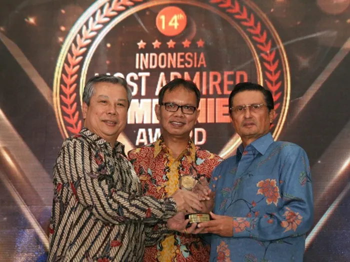 Miliki Citra yang Positif dan Kinerja yang Solid, BCA Raih Indonesia Most Admired Companies Award 2017