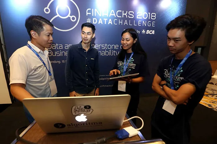 Bandung, Kota Terakhir Roadshow BCA - Finhacks 2018 #DataChallenge