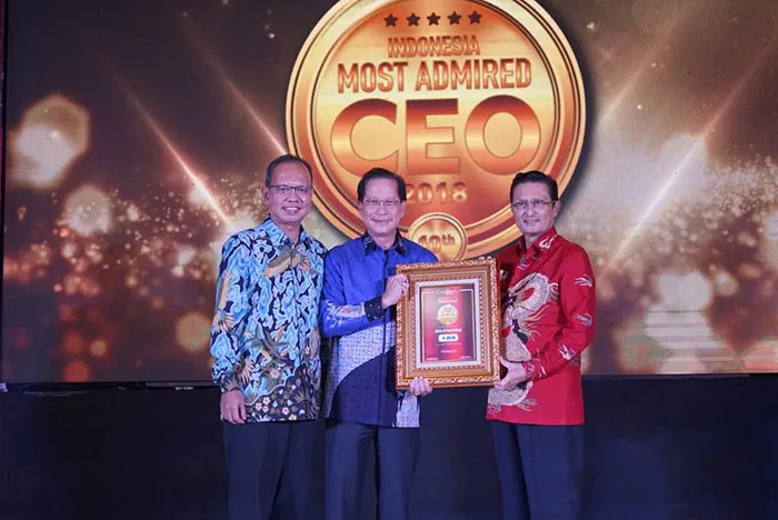 Jahja Setiaatmadja Raih Penghargaan Indonesia Most Admired CEO 2018