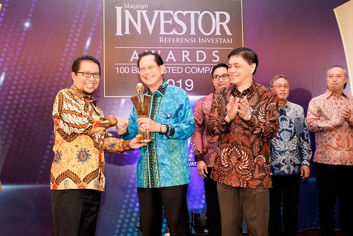 BCA Dinobatkan sebagai Emiten Terbaik di Investor Award 2019
