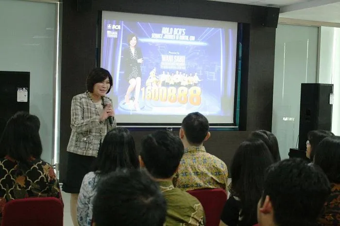 BCA Berikan Pelatihan Kepemimpinan Bagi Staf Layanan Terpadu Universitas Kristen Maranatha 