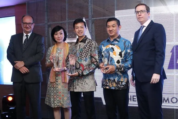 Untuk Ketujuh Kalinya, BCA Raih Penghargaan Internasional di Ajang Asiamoney Awards