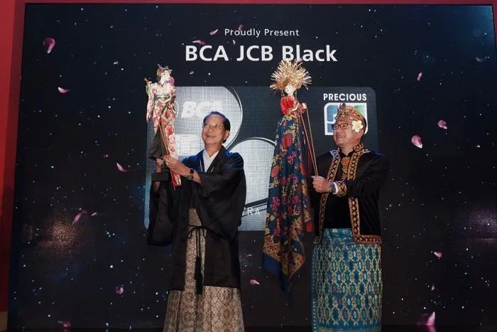BCA dan JCB International Indonesia Luncurkan Kartu Kredit BCA JCB Black