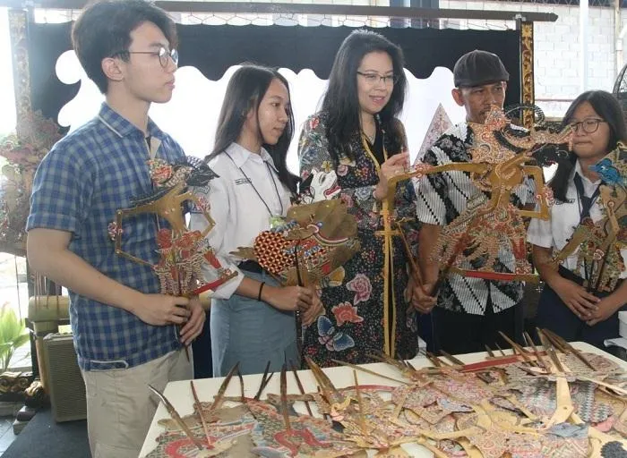 Lebih dari 700 Pelajar Semarang Antusias Ikuti Pagelaran “Wayang for Student”
