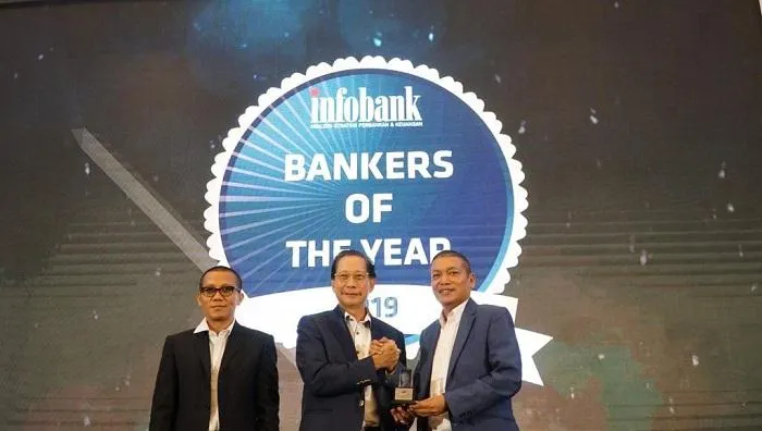 Jahja Setiaatmadja Raih Penghargaan Bankers of The Year 2019