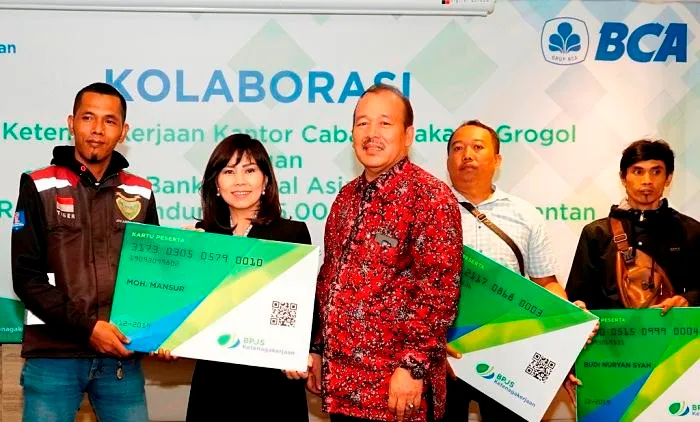BCA Berikan Donasi kepada 15.000 Pekerja Informal melalui BPJS Ketenagakerjaan
