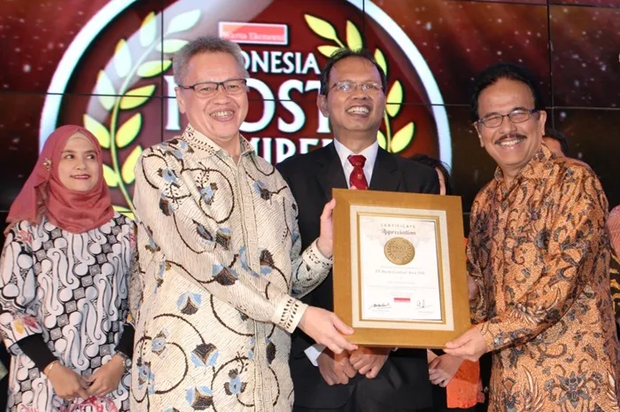 Menjadi Perusahaan Pilihan Pekerja, BCA Raih Indonesia Most Admired Companies Award