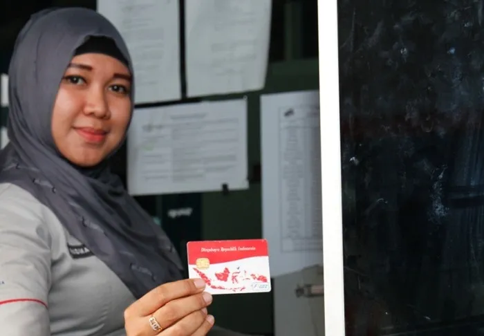 Uji Coba Penggunaan Uang Elektronik Flazz Di Gerbang Tol Palimanan